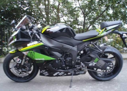 Kawasaki ZX600 R9F