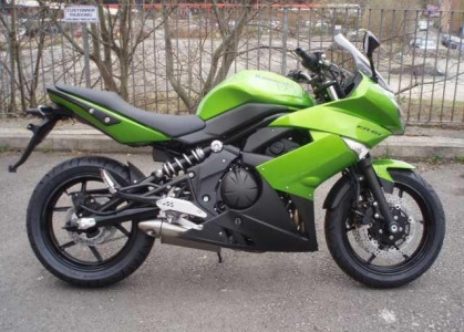 Kawasaki&nbsp;ER650 CAF