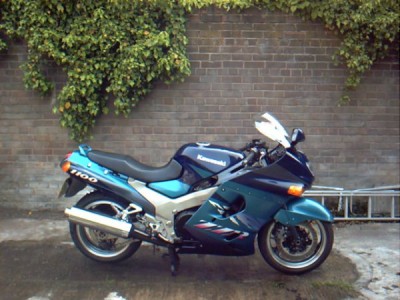 Kawasaki ZZR 1100 D2